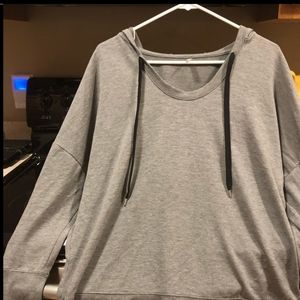 Women’s Gray Hooded Sweatshirt Size L